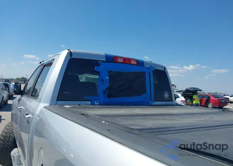 2009 Dodge Ram 1500 Slt/Sport/Trx z USA, uszkodzony, nr VIN 1D3HV18P39S802692